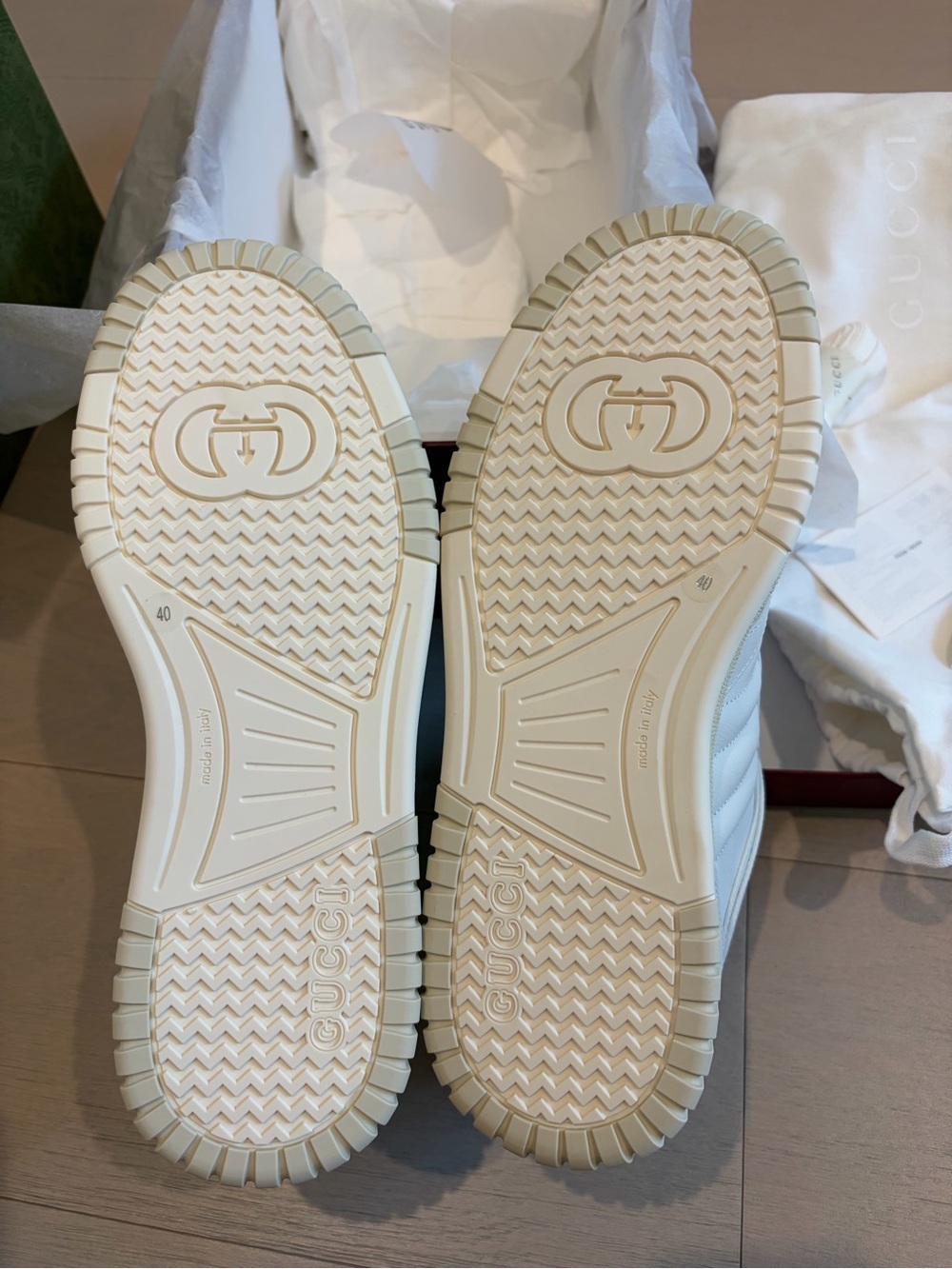 Gucci Re-Web sneaker Low Top Leather Sneakers - Picture 13 of 14